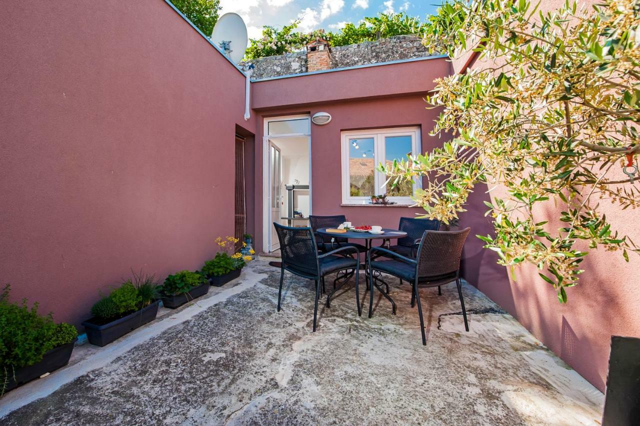 Dietro La Grotta Apartment Rovinj