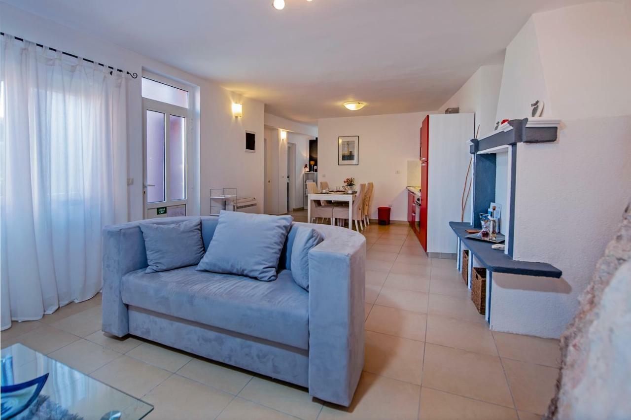 Apartment Dietro La Grotta *